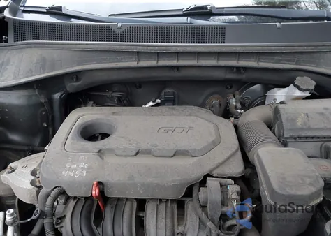 2019 Kia Sorento 2.4L L z USA, uszkodzony, nr VIN 5XYPG4A35KG452050